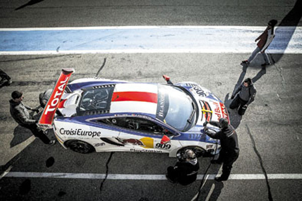 Loeb correrá la trepada Pikes Peak con Peugeot y el campeonato FIA GT con McLaren. En ambos casos, seguirá junto a Total.