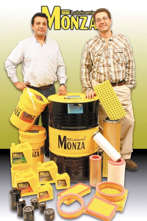 Monza adquirió una participación accionaria en una empresa de lubricantes para ampliar su gama de productos.