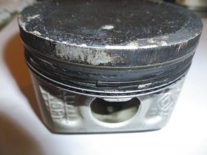 Demasiado aceite en el cárter: lo que abunda, sí daña