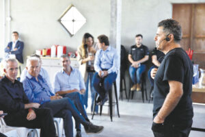 WEGA, Convención anual de distribuidores
